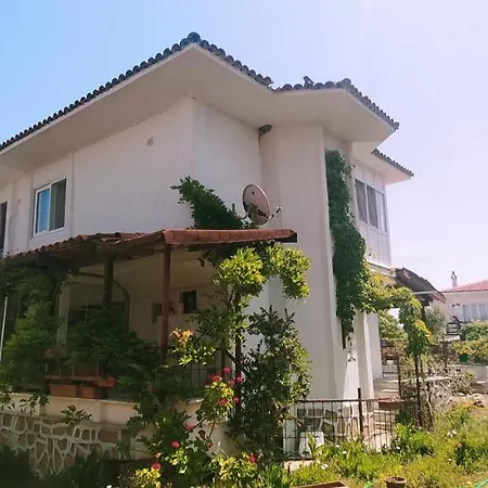 Bahçeli, Dublex Villa